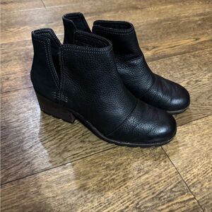 Black Sorel Booties